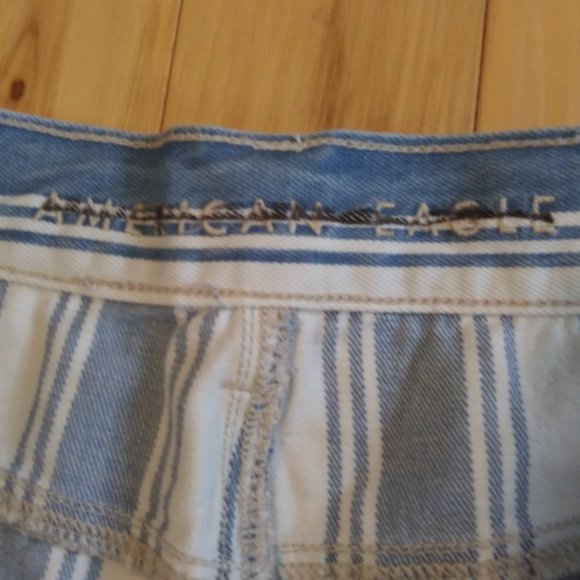 NWOT American Eagle Blue and white striped jeans size 12 - Picture 5 of 13